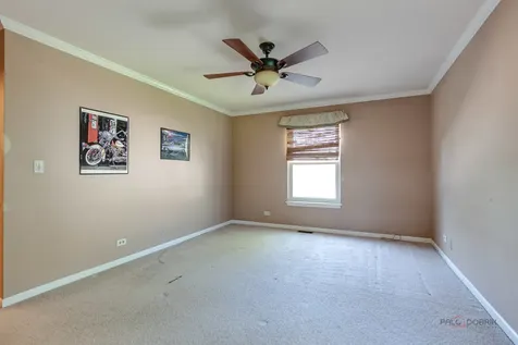 1209 Bradwell Lane Mundelein IL 60060