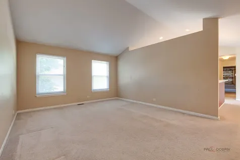 1209 Bradwell Lane Mundelein IL 60060