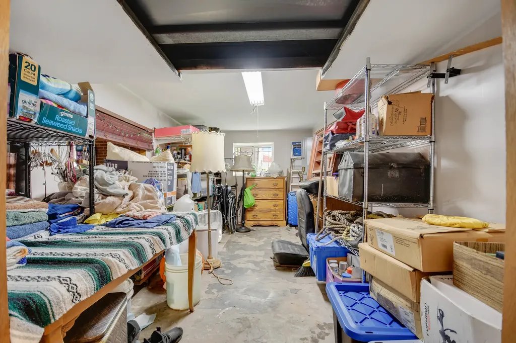 4820 South Lotus Avenue Chicago IL 60638