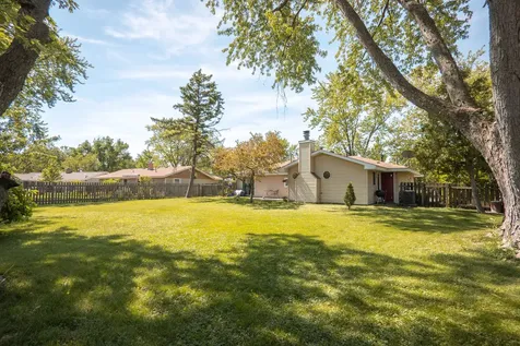 1624 West Weathersfield Way Schaumburg IL 60193