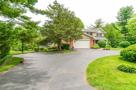 357 Roberts Road Inverness IL 60010