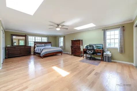 357 Roberts Road Inverness IL 60010