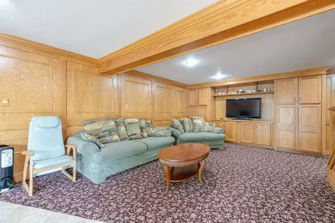 357 Roberts Road Inverness IL 60010
