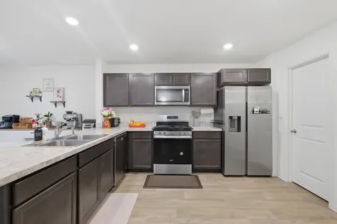 3837 Currant Lane Elgin IL 60124