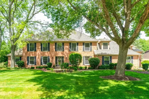 126 Schooner Lane Lake Barrington IL 60010