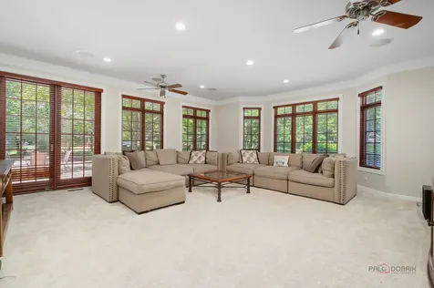 126 Schooner Lane Lake Barrington IL 60010