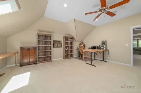 126 Schooner Lane Lake Barrington IL 60010