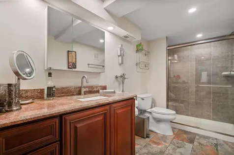 126 Schooner Lane Lake Barrington IL 60010