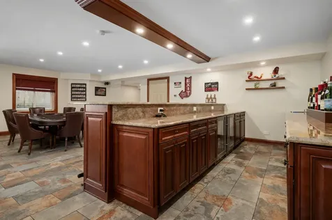 126 Schooner Lane Lake Barrington IL 60010