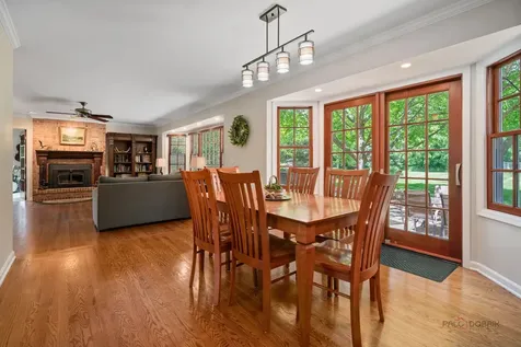 126 Schooner Lane Lake Barrington IL 60010