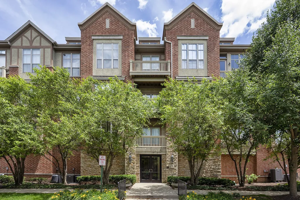 1781 Tudor Lane Northbrook IL 60062