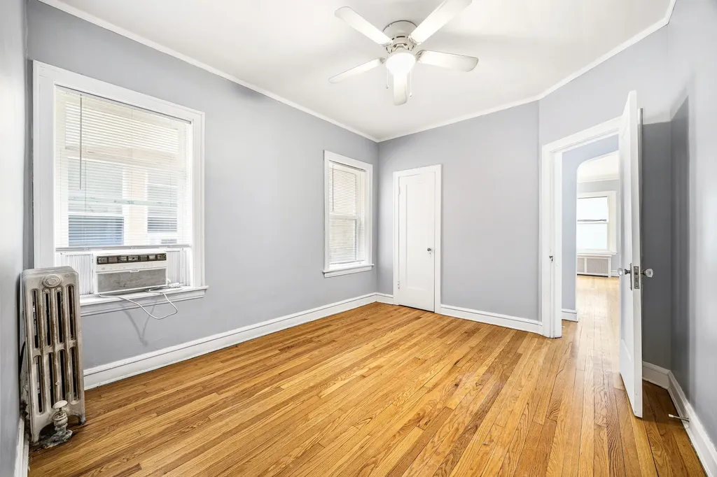 8232 South Marshfield Avenue Chicago IL 60620