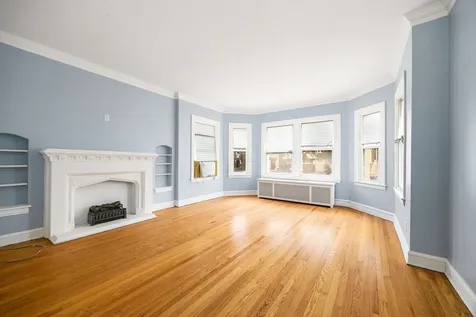 8232 South Marshfield Avenue Chicago IL 60620