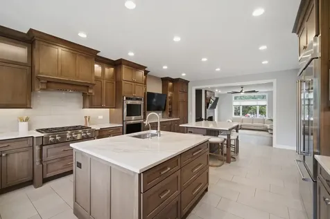 56 Hillburn Lane North Barrington IL 60010