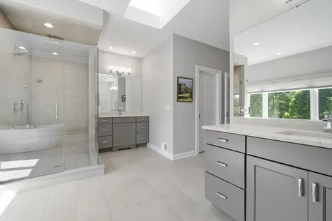 56 Hillburn Lane North Barrington IL 60010