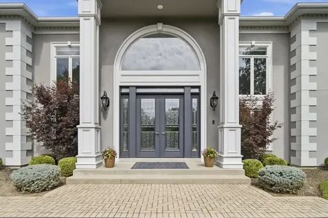 56 Hillburn Lane North Barrington IL 60010