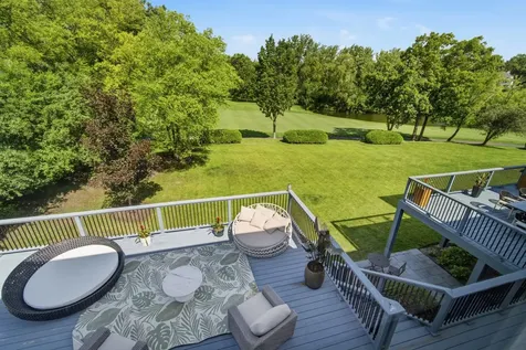 56 Hillburn Lane North Barrington IL 60010