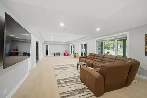 56 Hillburn Lane North Barrington IL 60010