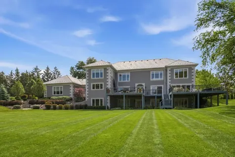 56 Hillburn Lane North Barrington IL 60010