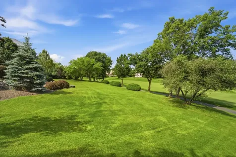 56 Hillburn Lane North Barrington IL 60010