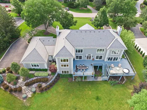 56 Hillburn Lane North Barrington IL 60010