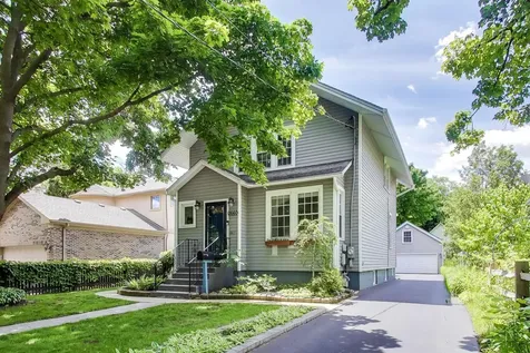 2660 Saint Johns Avenue Highland Park IL 60035