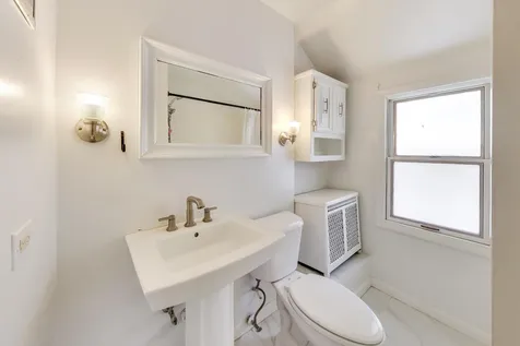 2660 Saint Johns Avenue Highland Park IL 60035
