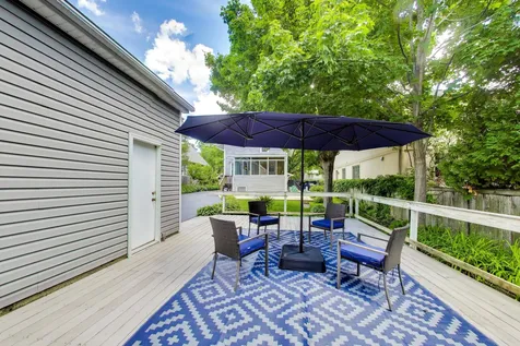 2660 Saint Johns Avenue Highland Park IL 60035
