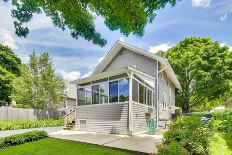 2660 Saint Johns Avenue Highland Park IL 60035