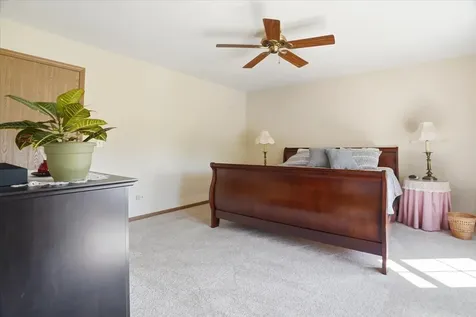 3413 Harbor Ridge Drive Zion IL 60099