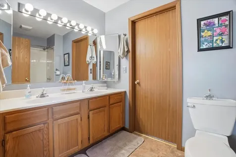 3413 Harbor Ridge Drive Zion IL 60099