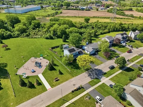 3413 Harbor Ridge Drive Zion IL 60099