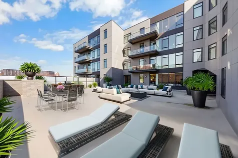 6 North Bishop Street Chicago IL 60607