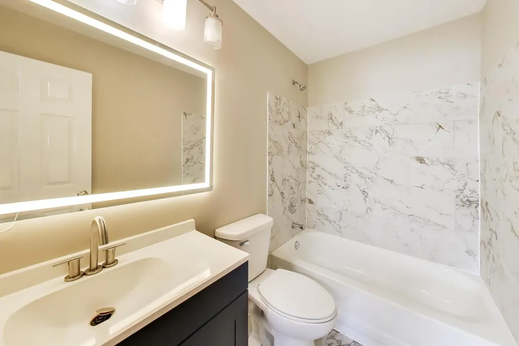 101 Indian Trail Westmont IL 60559