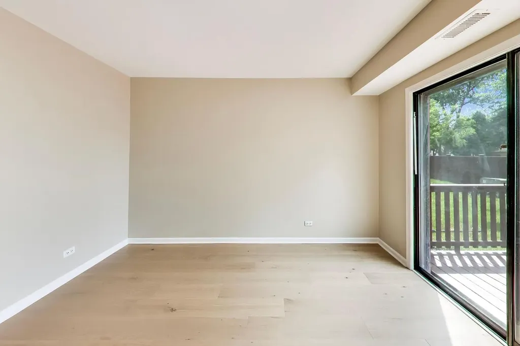 101 Indian Trail Westmont IL 60559