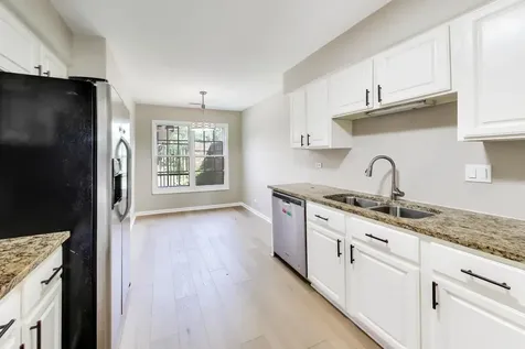 101 Indian Trail Westmont IL 60559