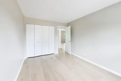 101 Indian Trail Westmont IL 60559