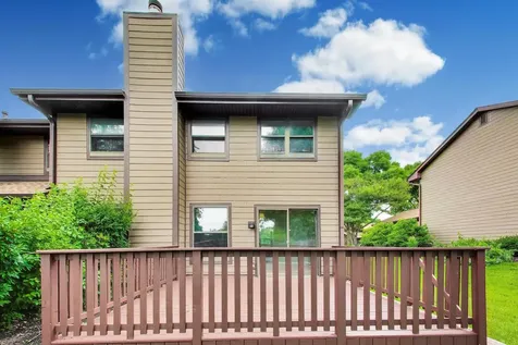 101 Indian Trail Westmont IL 60559