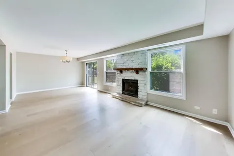 101 Indian Trail Westmont IL 60559