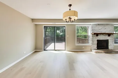 101 Indian Trail Westmont IL 60559