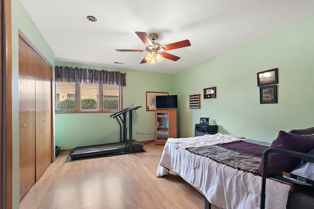 18059 Florida Court Orland Park IL 60467