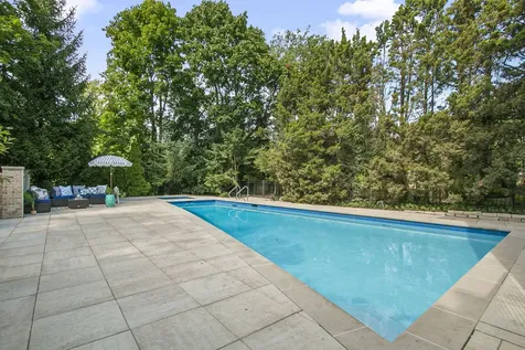 1015 Sheridan Road Winnetka IL 60093