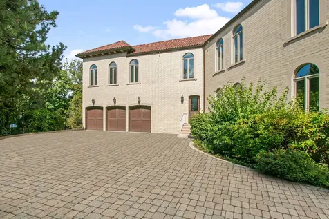 1015 Sheridan Road Winnetka IL 60093