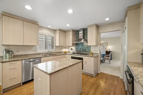 1618 Mccraren Road Highland Park IL 60035
