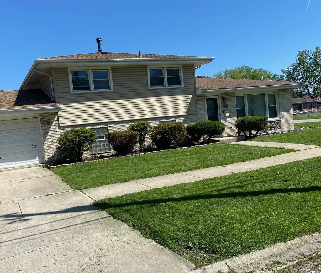 15760 Church Drive South Holland IL 60473
