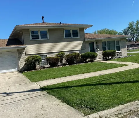 15760 Church Drive South Holland IL 60473