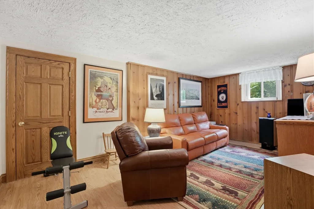 708 South Vine Avenue Park Ridge IL 60068