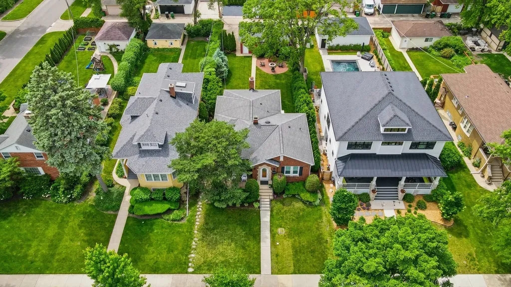 708 South Vine Avenue Park Ridge IL 60068
