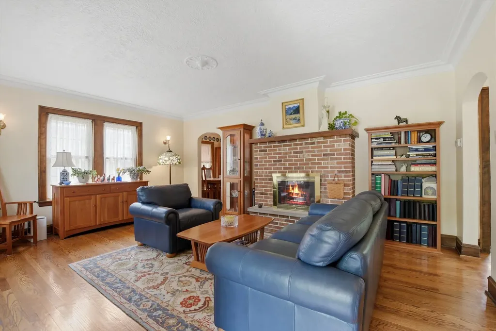 708 South Vine Avenue Park Ridge IL 60068