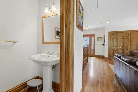 708 South Vine Avenue Park Ridge IL 60068